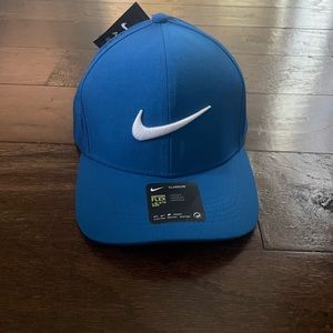 Nike Aerobill classic99 hat color - blue